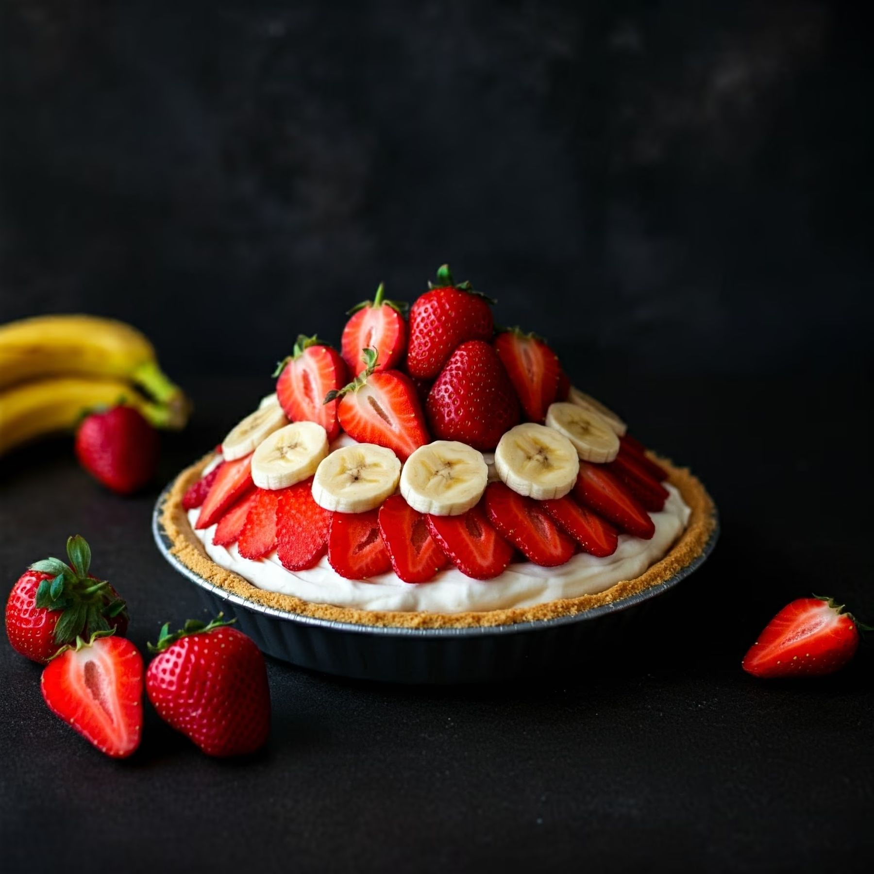 Strawberry Banana Cream Pie recipe - delicious easy difficulty in Desserts, Baking category