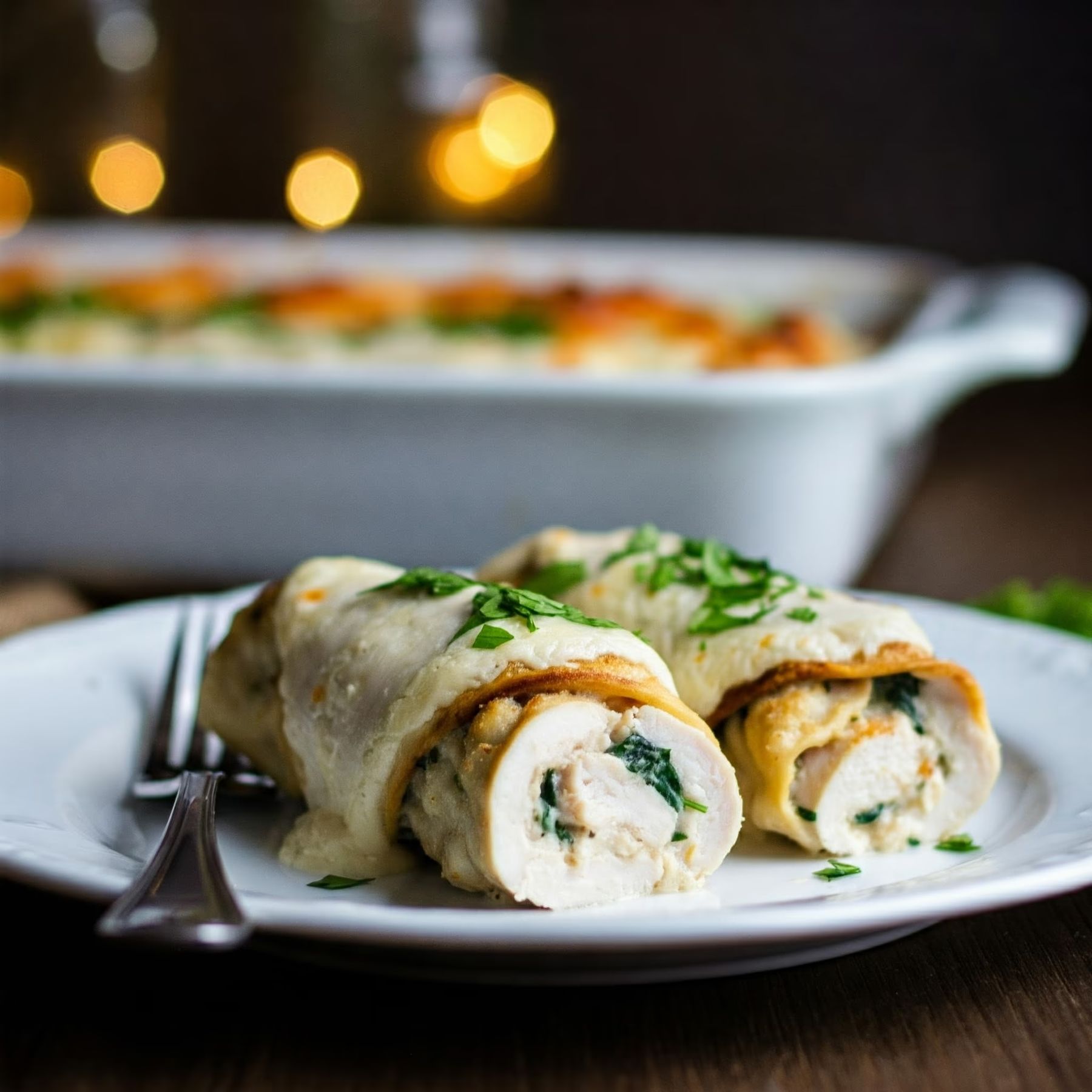 Chicken Alfredo Rollups recipe - American easy difficulty in Chicken, Pasta category